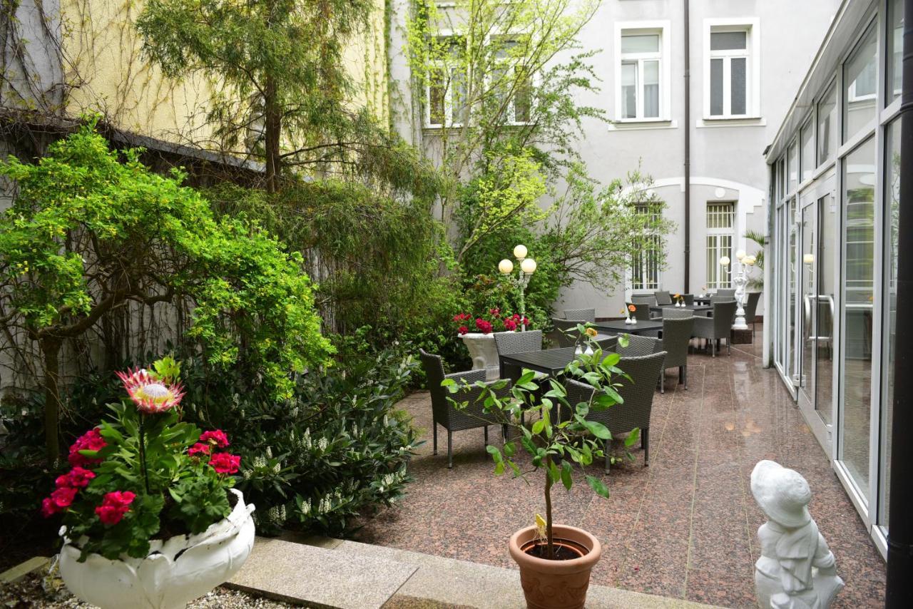 Hotel Alexandra Plauen Exterior foto