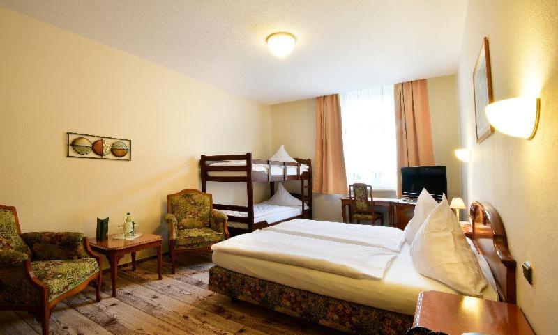 Hotel Alexandra Plauen Zimmer foto